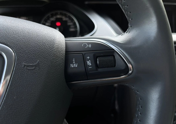 Audi A4 cena 45000 przebieg: 187000, rok produkcji 2012 z Płock małe 379